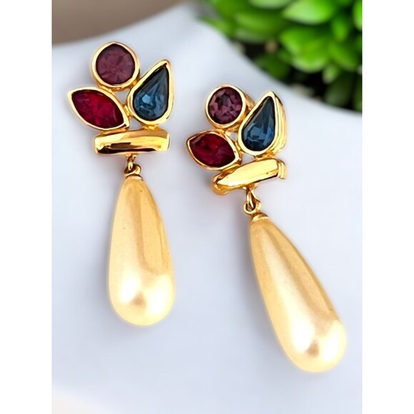 Vintage Givenchy Earrings Jewel Toned Crystals Pearls Gold Tone Pierced 7N - Picture 1 of 4